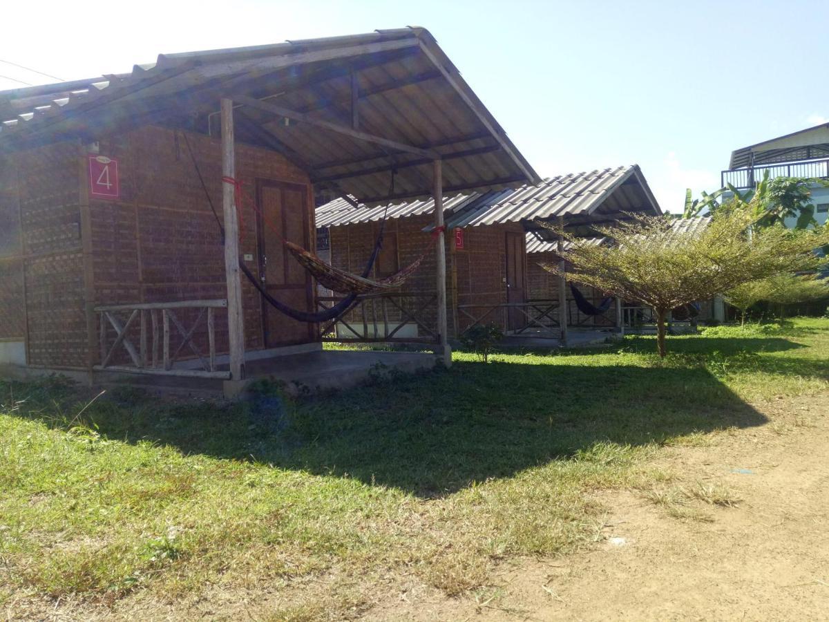 Pai Sleepy Hut Guest House Bagian luar foto