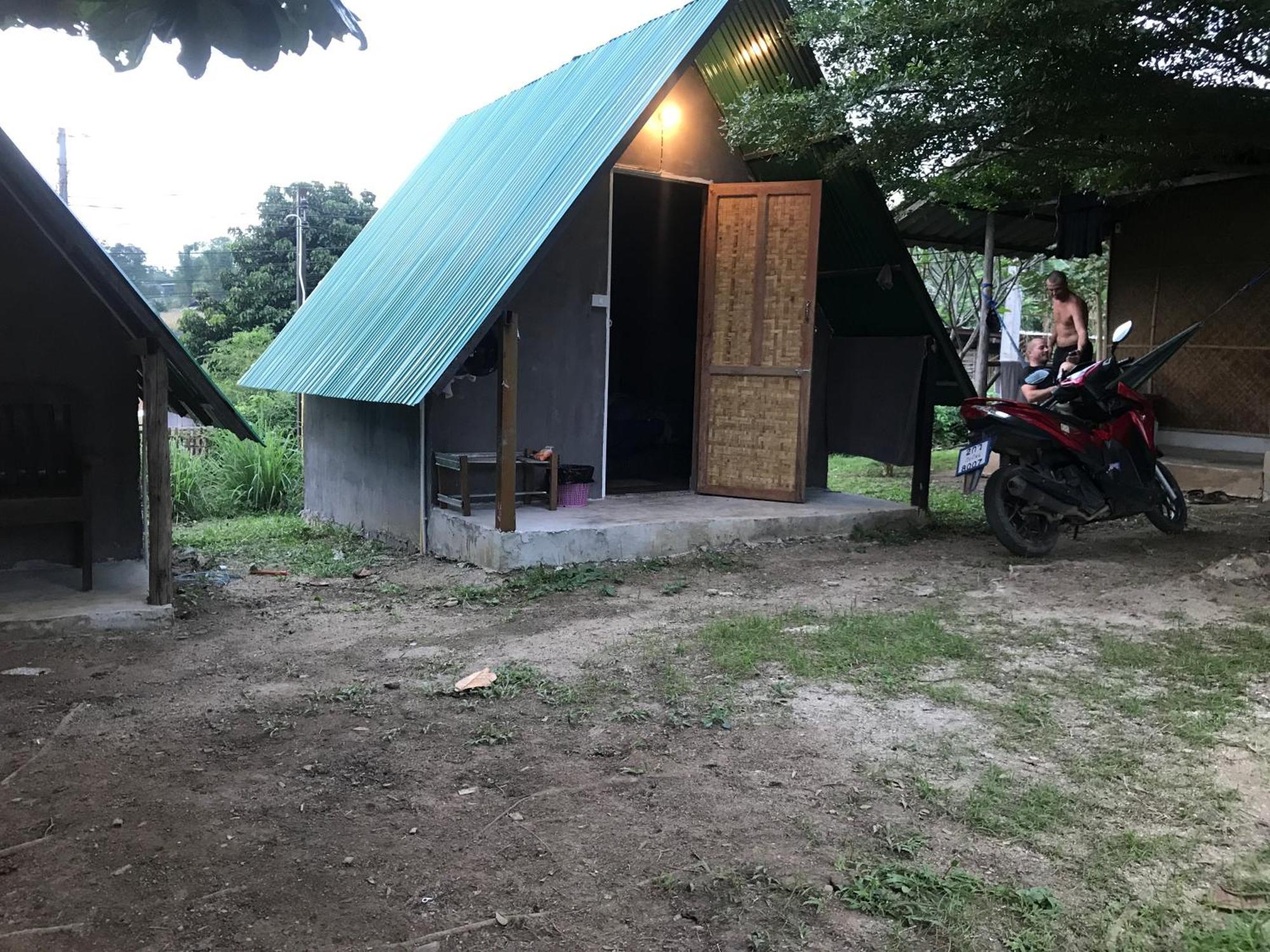 Pai Sleepy Hut Guest House Bagian luar foto